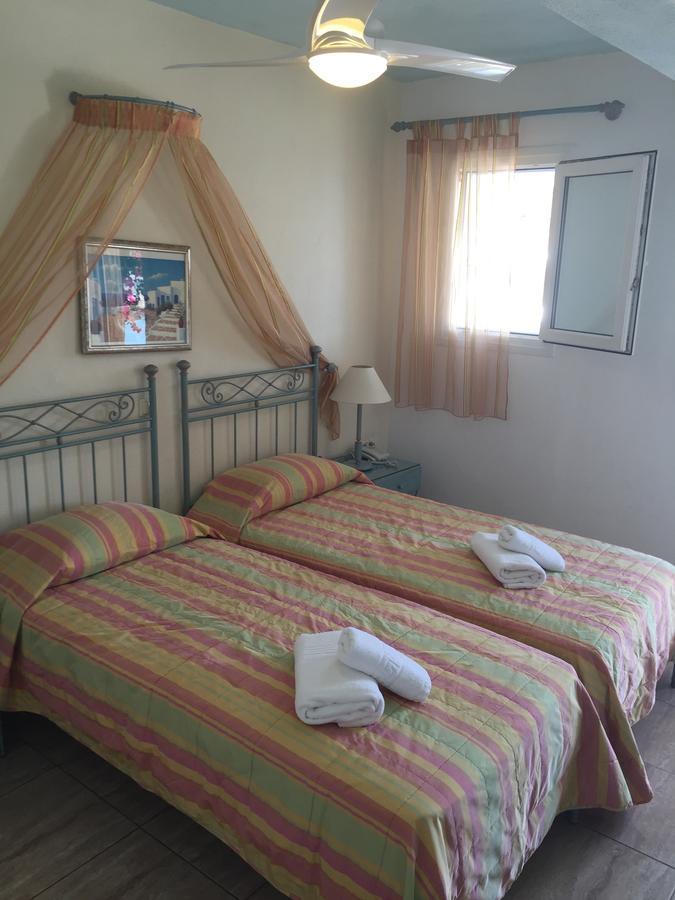 Vana Holidays Ornos  Luaran gambar
